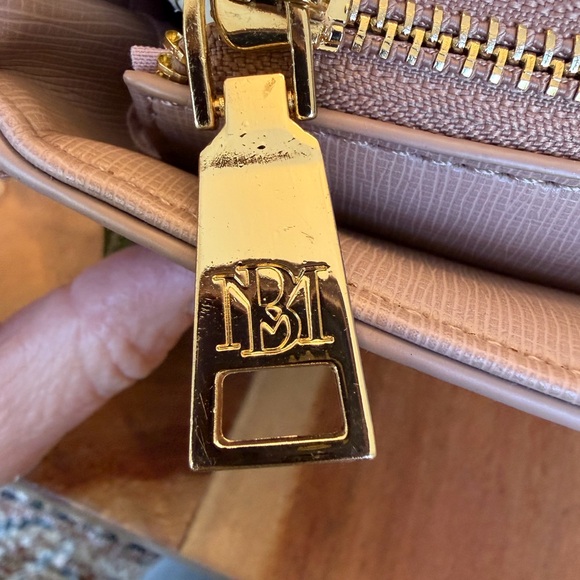 Badgley Mischka Blush Color Bow Crossbody Bag- New with Tags! - Picture 6 of 16